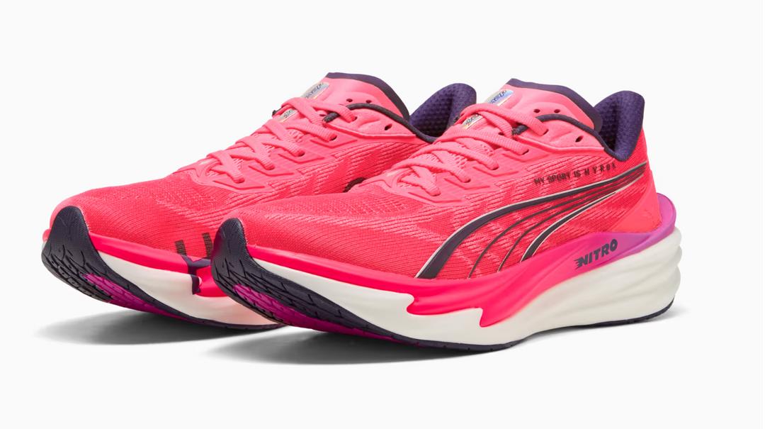 Puma Deviate Nitro 4 para hombre - Blanco Puma, Orquídea Eléctrica y Rosa Puro