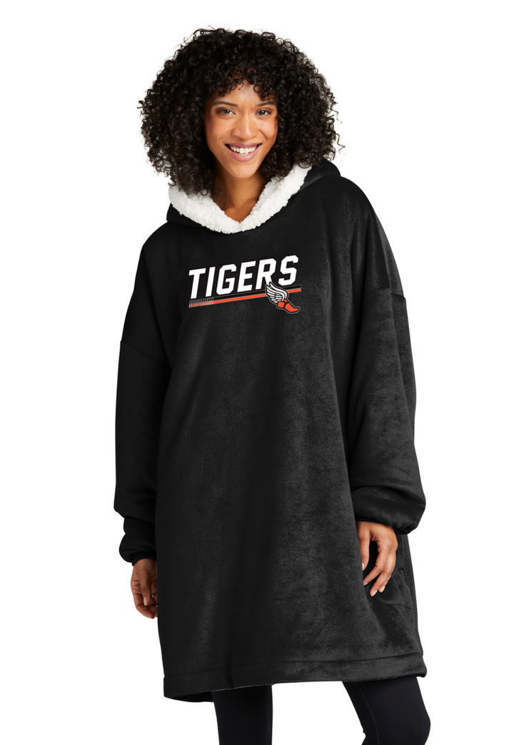 Maynard T&F - Wearable Blanket (BP41)