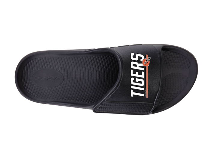 Maynard Football - Oofos OOahh Sport Flex Slide Sandals (1550)