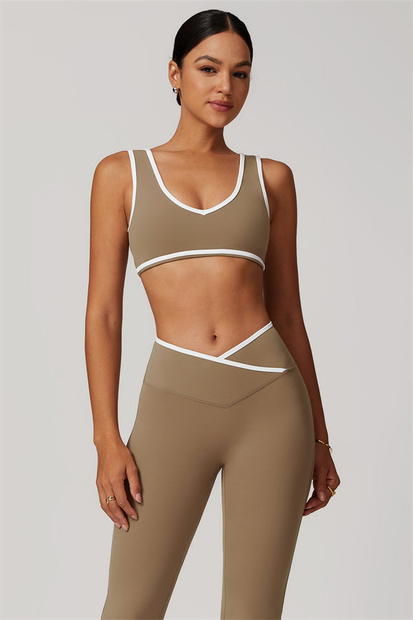 The Stamina Sports Bra Flared Leggings 2-Piece Set