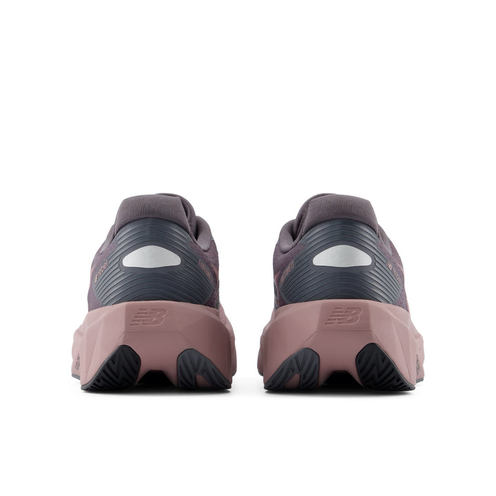 New Balance Womens Fuelcell Rebel V5 - MAGNET