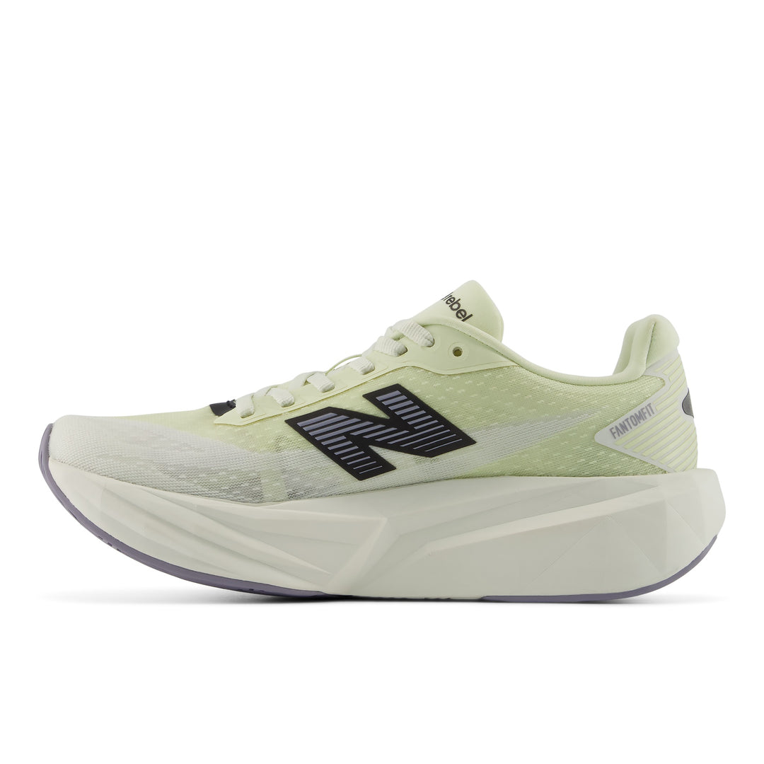 New Balance Womens Fuelcell Rebel V5 - PISTACHIO BUTTER (Wide)