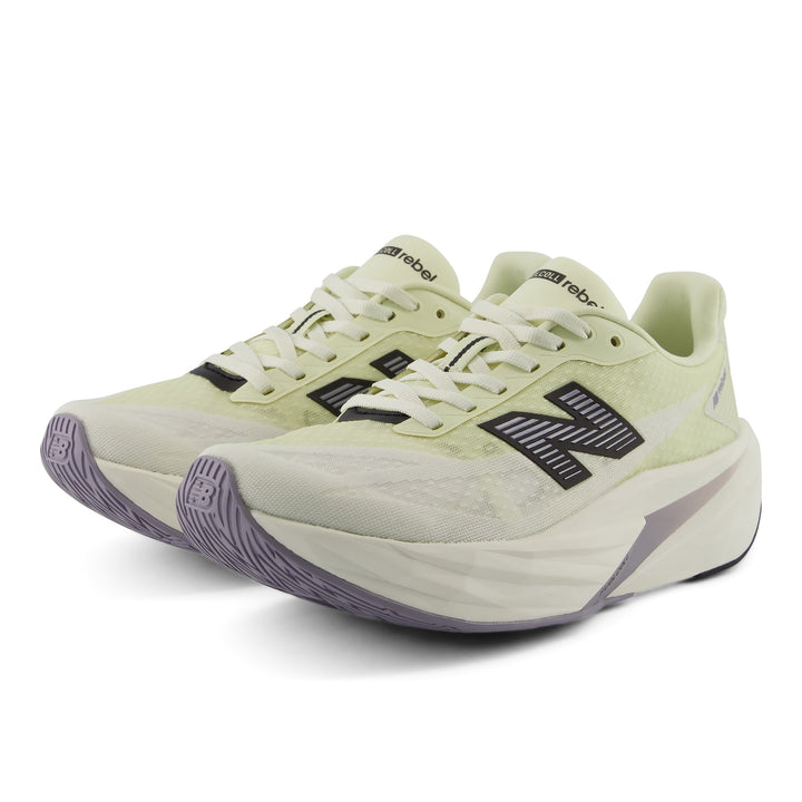 New Balance Womens Fuelcell Rebel V5 - PISTACHIO BUTTER