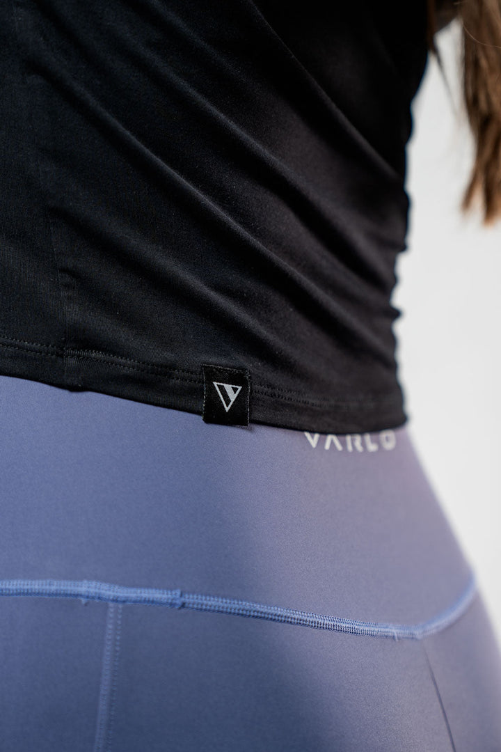 Women's Terra Recovery Arc Long Sleeve Crop (Black)