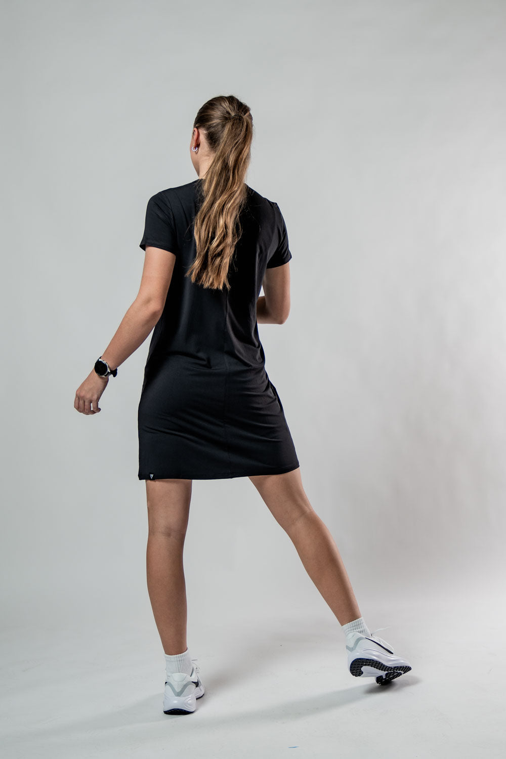 Women's Terra Recovery Motion Dress (Black)