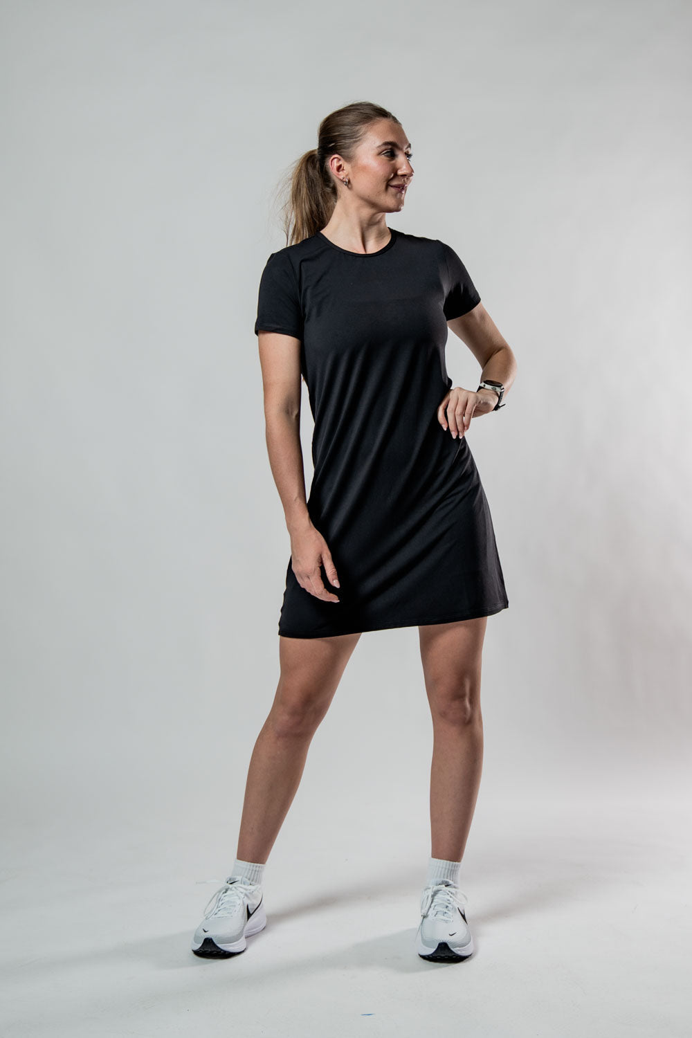 Women's Terra Recovery Motion Dress (Black)