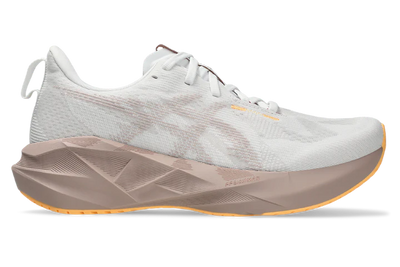 Women's Asics Novablast 5 - White/Fawn