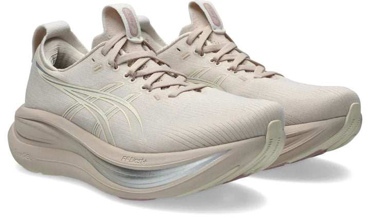 ASICS GEL-NIMBUS 28 Ancho para Mujer - AVENA SUAVE/CREMA