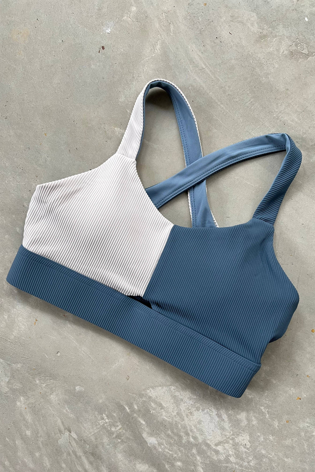 Relay Active - Camryn Run Bra - blue slate/oatmeal WOMEN