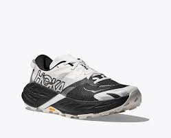 HOKA Speedgoat 7 para mujer - NEGRO/BLANCO (Ancho)