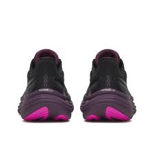 Women's Saucony Triumph 24 - Black Syrup