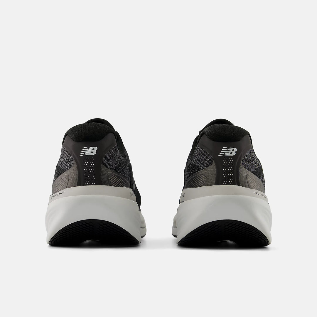 Men's New Balance Fresh Foam X 860v15 - BLACK WHITE