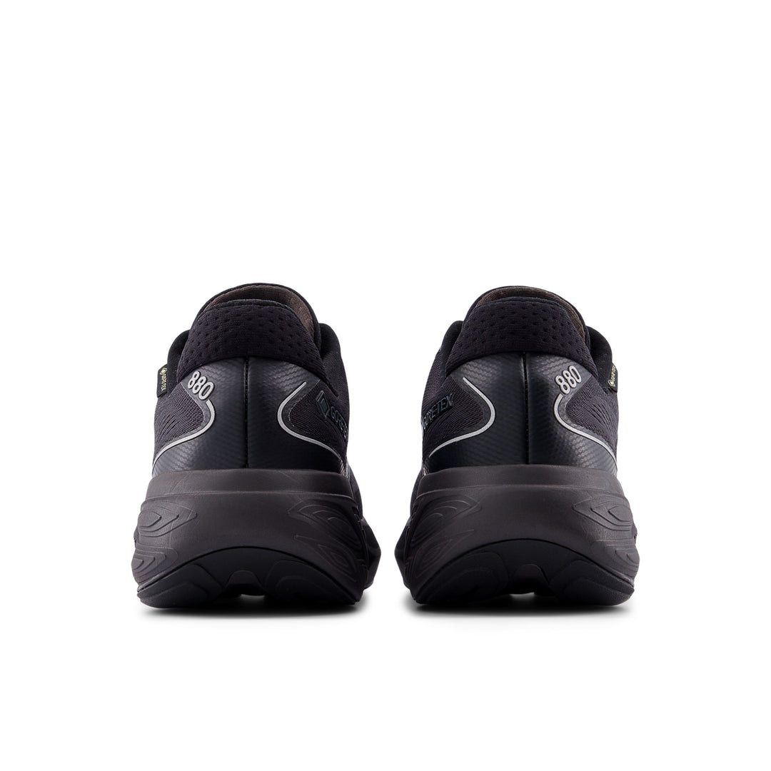 New Balance Mens 880v15 Gore-tex® - BLACK
