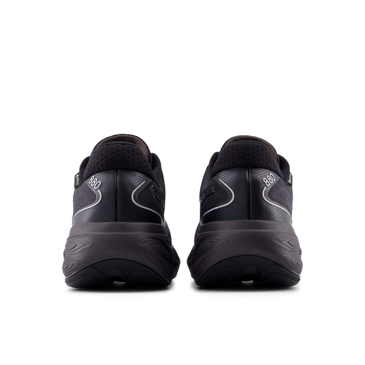 New Balance Mens 880v15 Gore-tex® - BLACK
