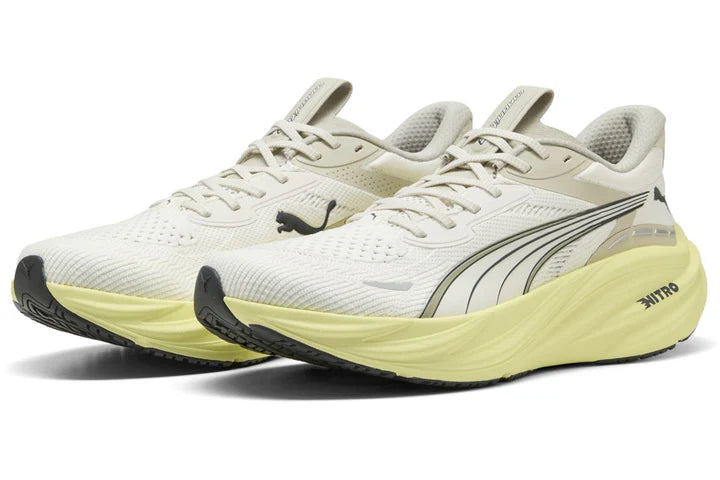 PUMA MAGNIFY NITRO 3 para hombre - NIEVE ALPINA-POLVO DEL DESIERTO