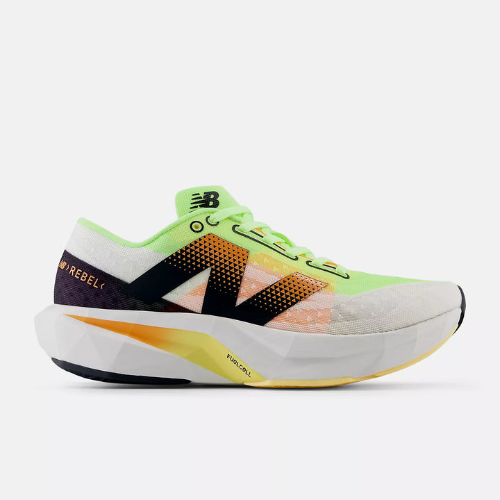 New Balance Fuelcell Rebel v4 para hombre: blanco con brillo lima blanqueado y mango intenso (MFCXLL4)