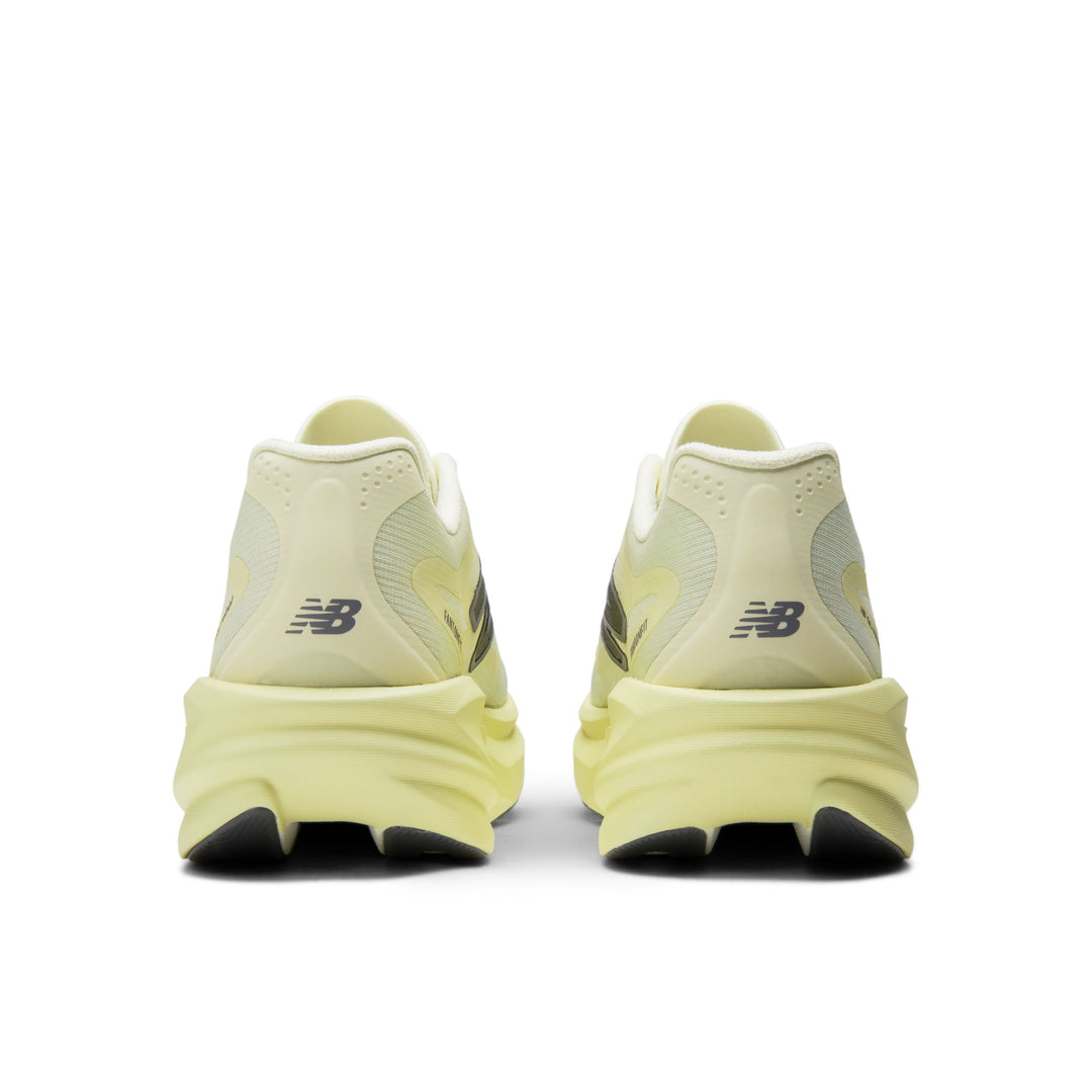 New Balance Mens Supercomp Rebel - PISTACHIO BUTTER