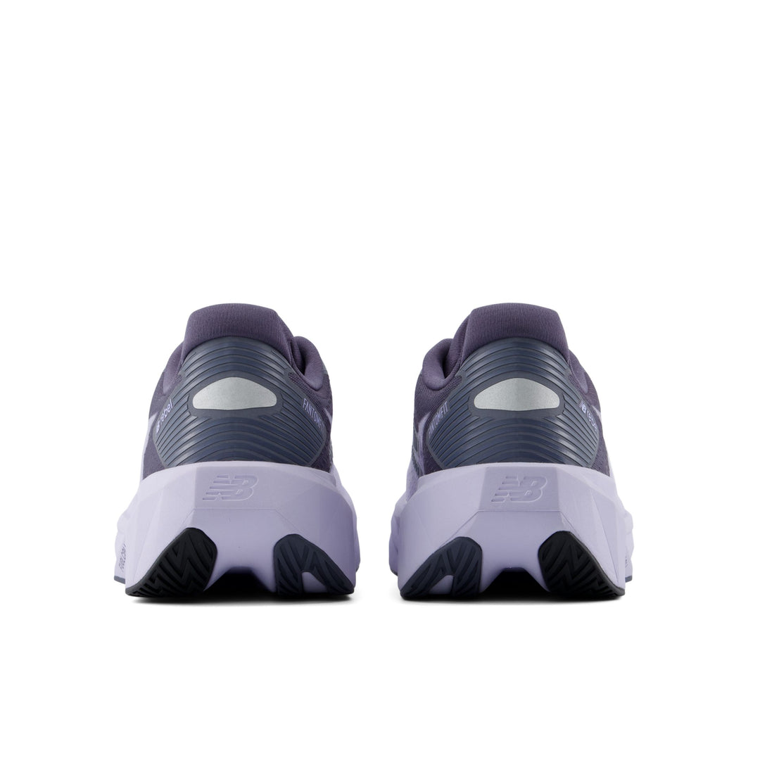New Balance Womens Fuelcell Rebel V5 - METEORITE