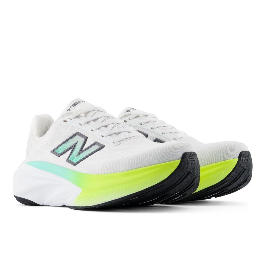 New Balance Womens Fresh Foam X More V6 - WHITE (Extra Wide)