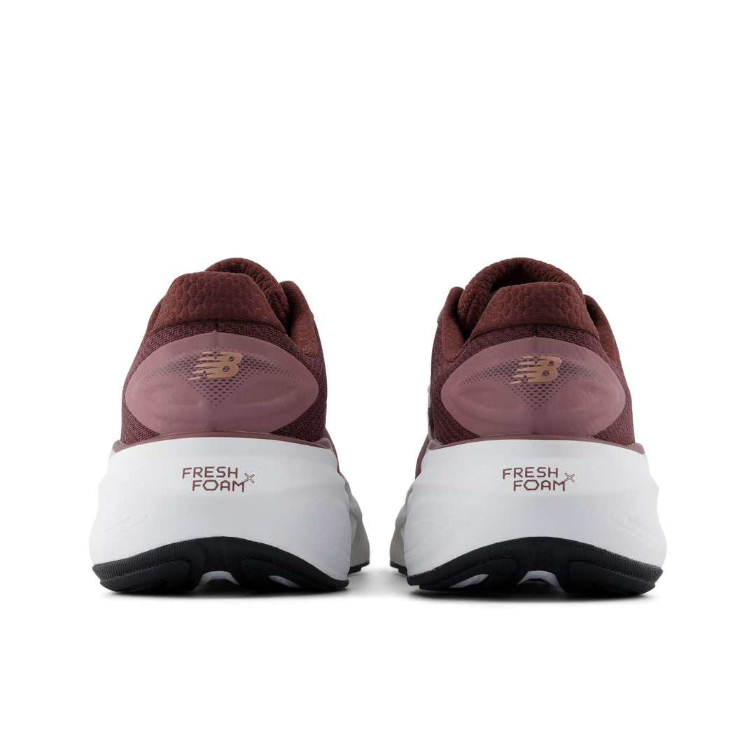 New Balance Womens Fresh Foam X More V6 - CHERRY LEATHER