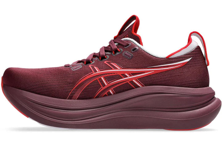 ASICS GEL-NIMBUS 28 para mujer - BENIIMO PÚRPURA/ROJO VELOCIDAD