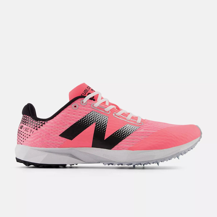 New Balance FuelCell XC7 v5 para mujer, rosa y negro (WXCS7LP5) 