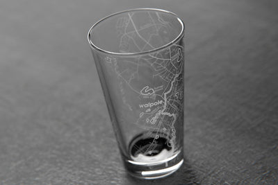 Vaso de pinta de 16 oz "Walpole Map" de Well Told - 50021 